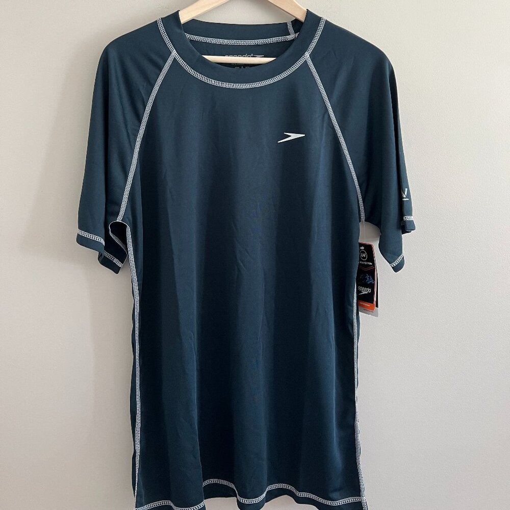 Speedo Men’s Blue Rash Guard Swim Shirt M UV Protection Short Sleeve NWT